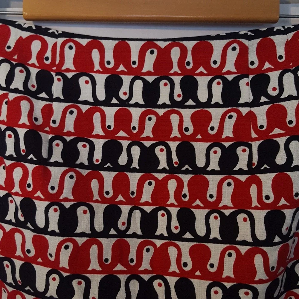 Talbots Red and Black Printed Skirt Sz 2P‎